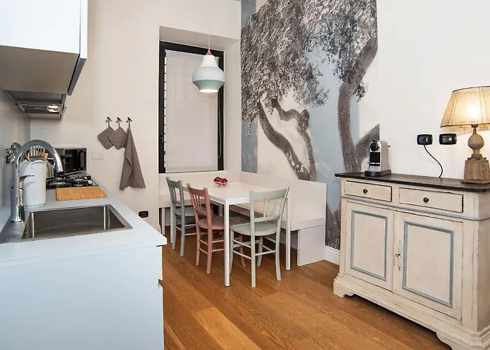 דירה Likeyourhome, 80 Sq M Luxury With Jacuzzi, In Trastevere District רומא