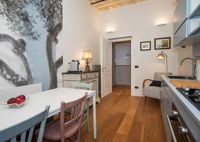 Likeyourhome, 80 Sq M Luxury With Jacuzzi, In Trastevere District *